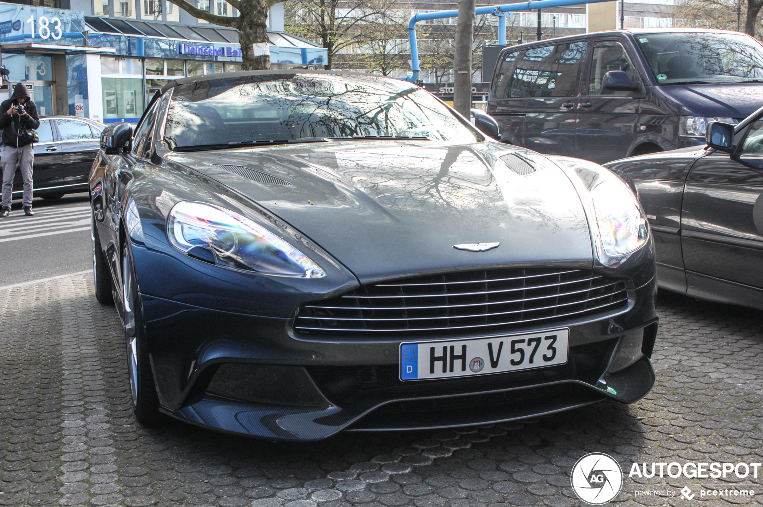 Aston Martin Vanquish Volante