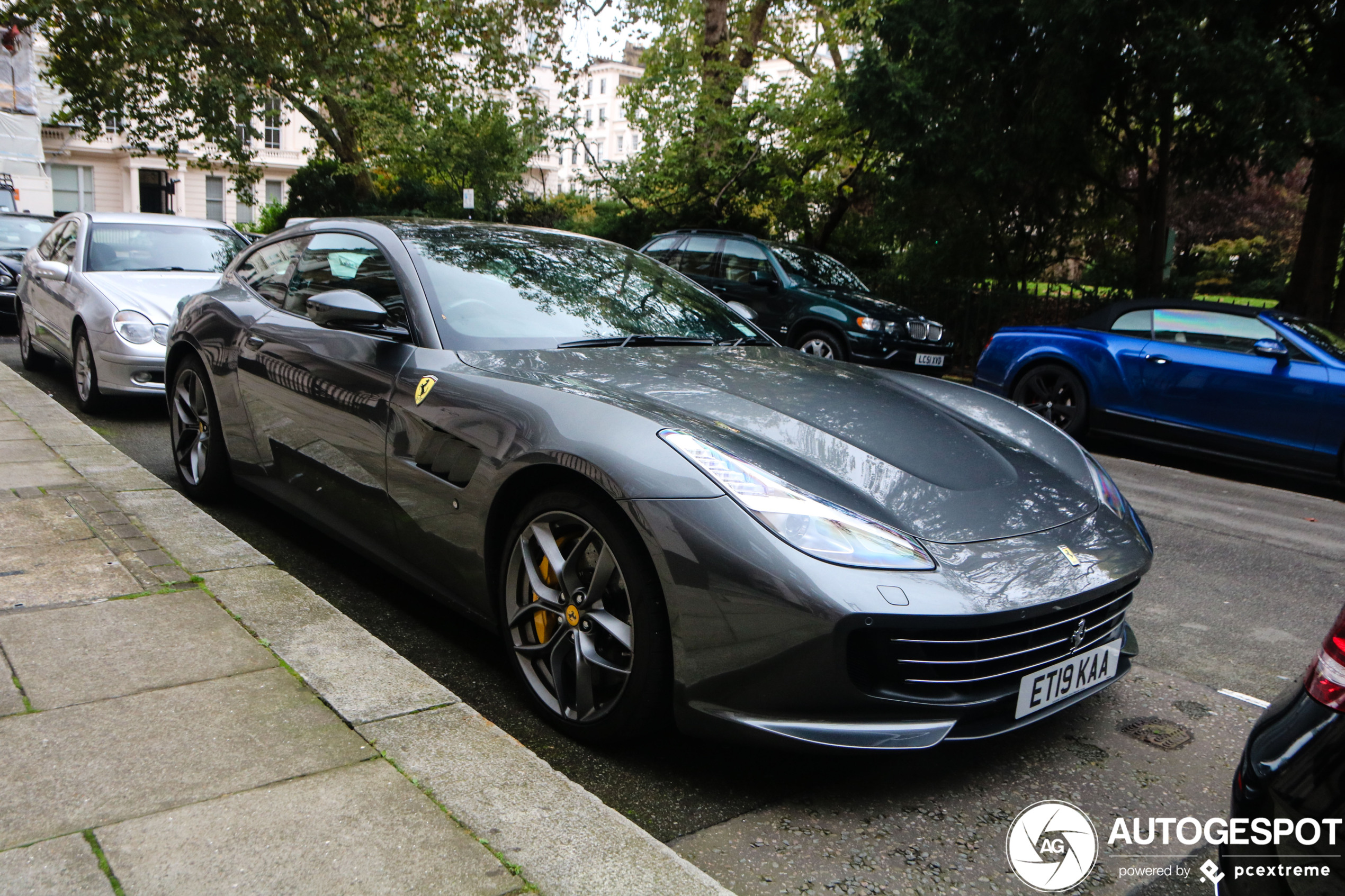 Ferrari GTC4Lusso T