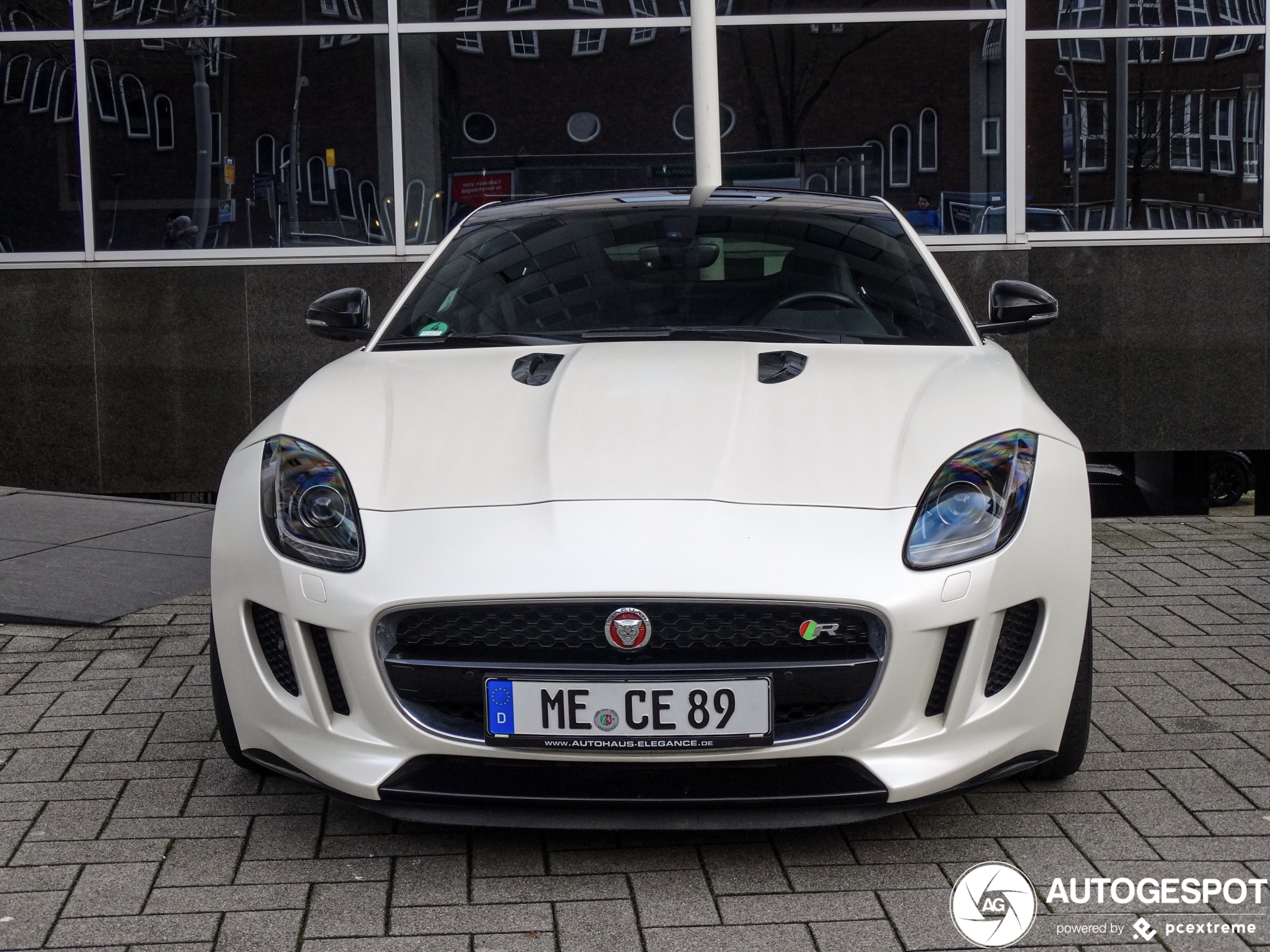 Jaguar F-TYPE R Coupé