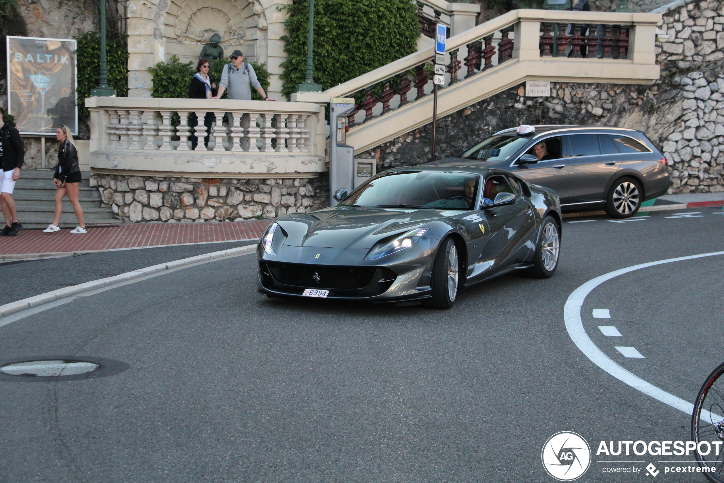 Ferrari 812 Superfast