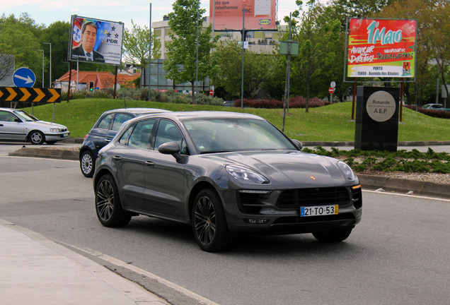 Porsche 95B Macan GTS