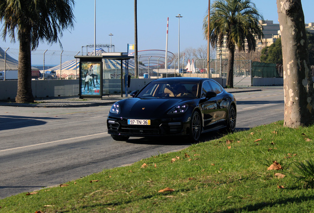 Porsche 971 Panamera Turbo