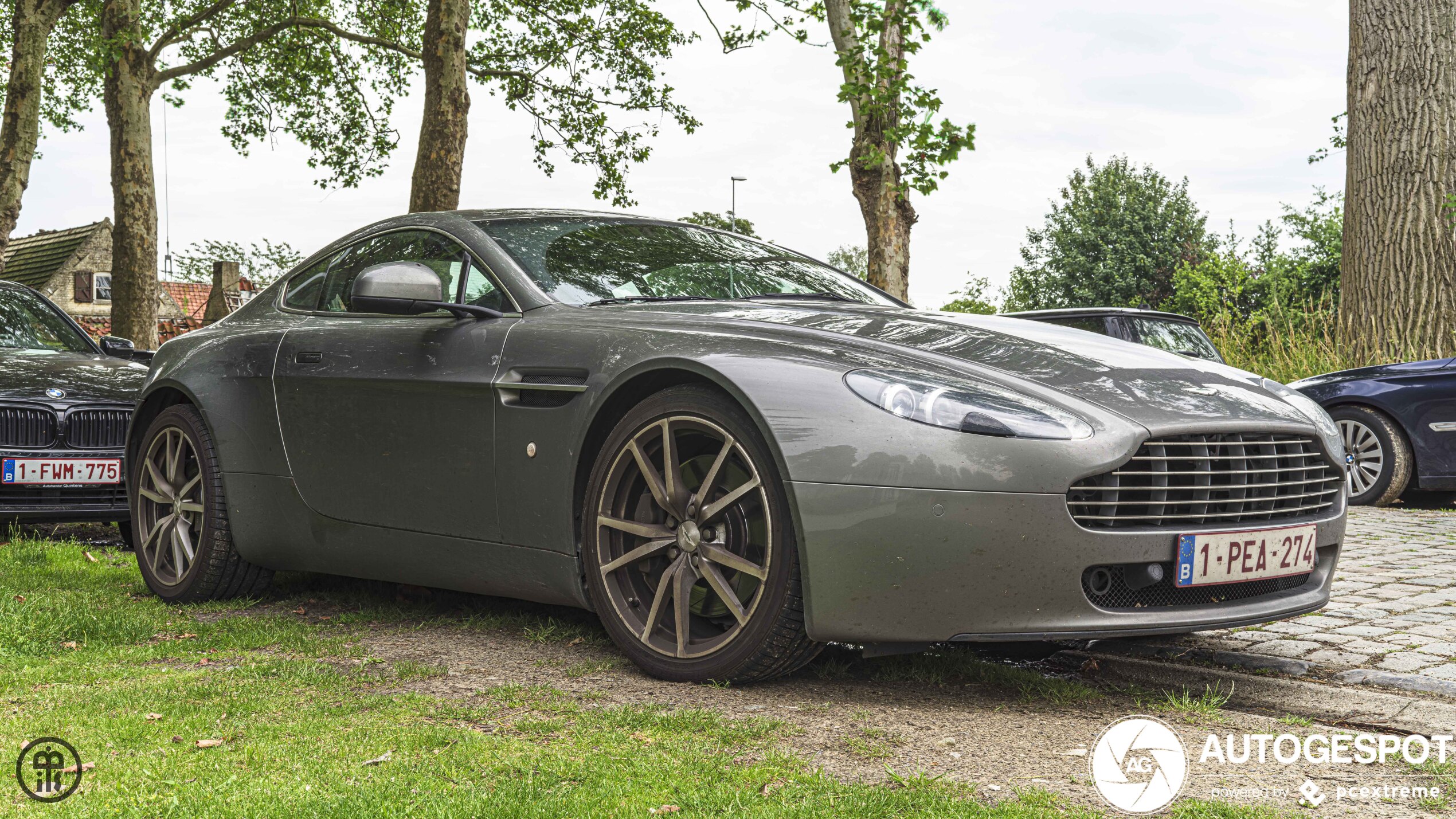 Aston Martin V8 Vantage