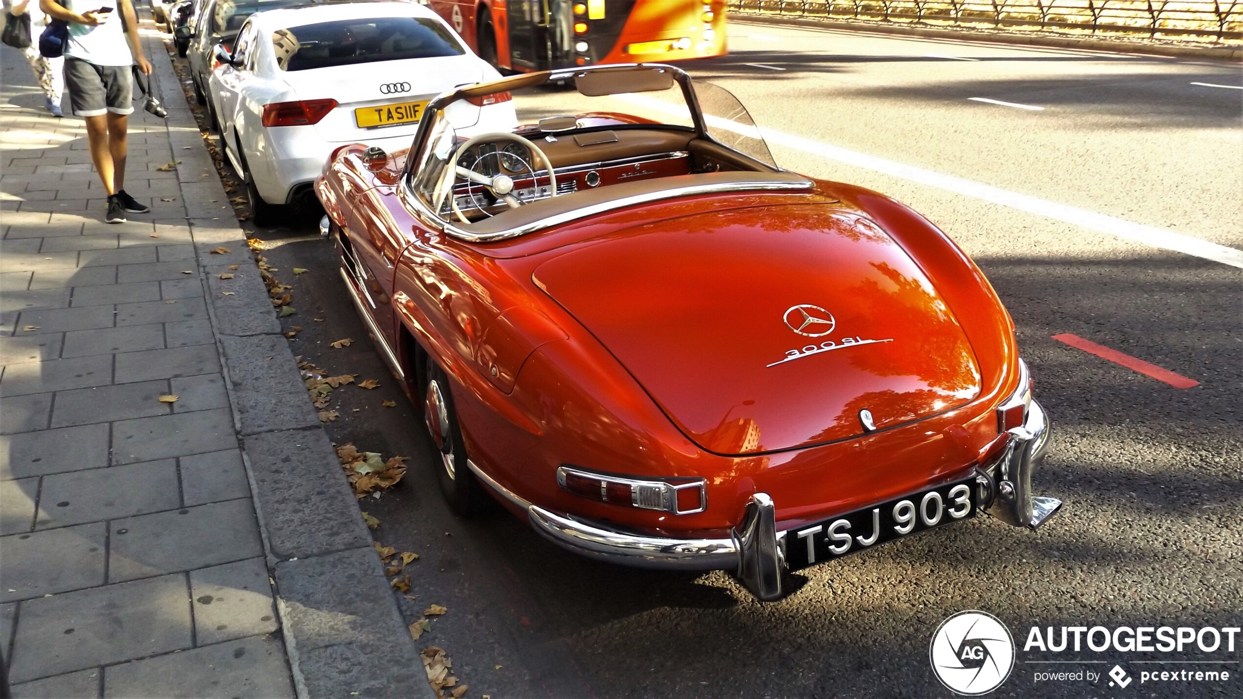 Mercedes-Benz 300SL Roadster