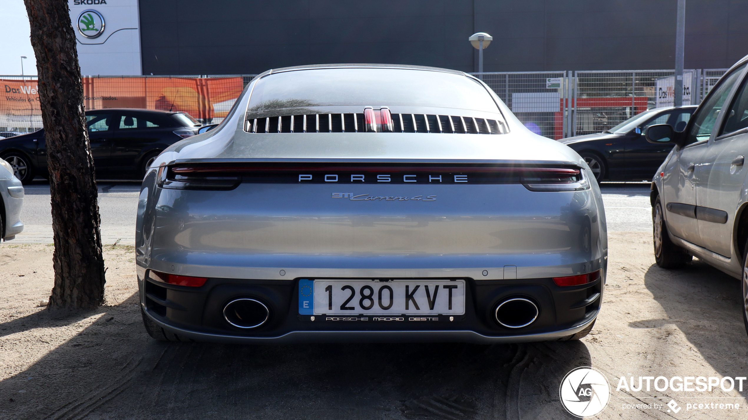 Porsche 992 Carrera 4S