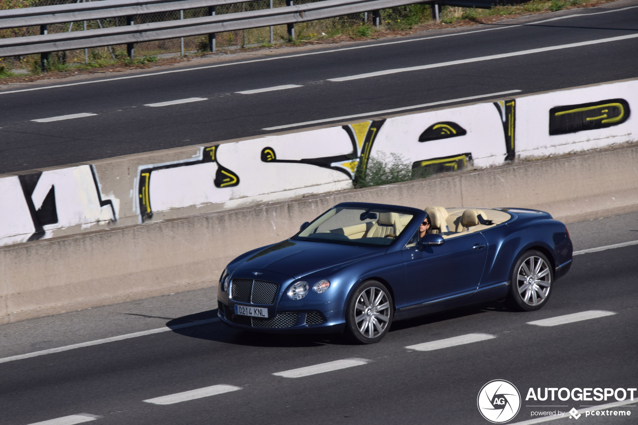 Bentley Continental GTC 2012