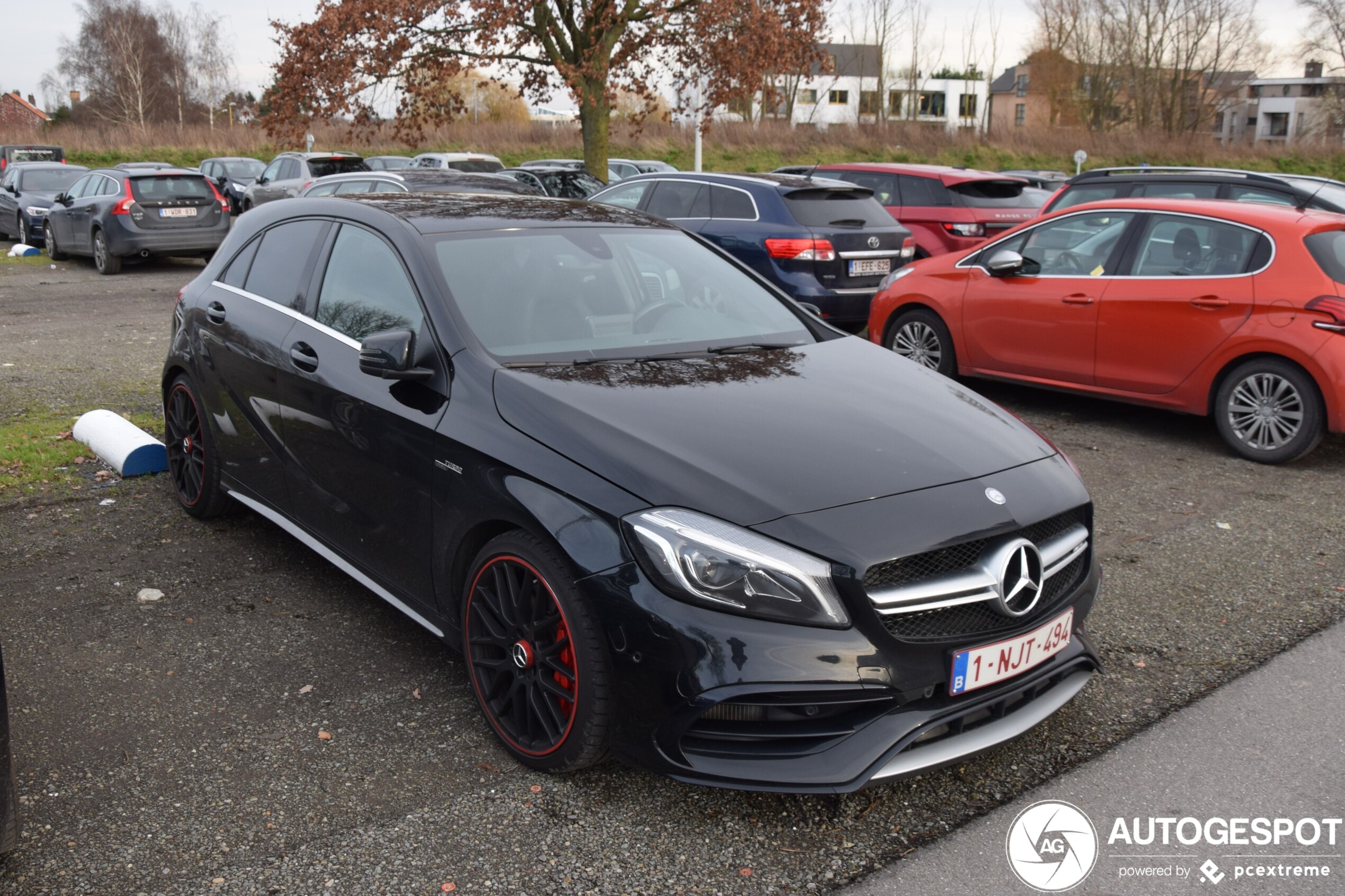 Mercedes-AMG A 45 W176 2015