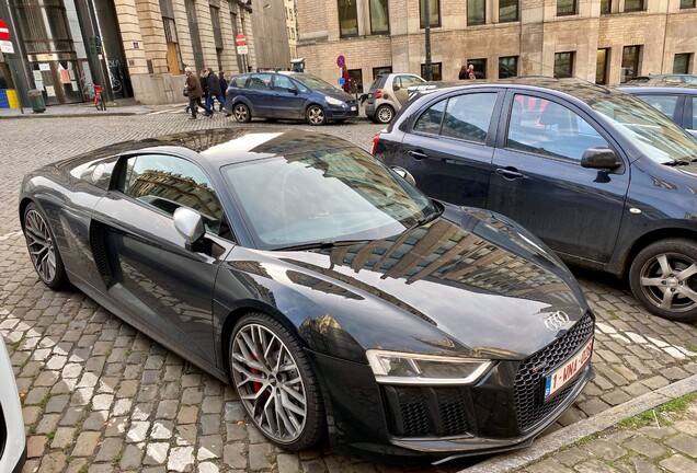 Audi R8 V10 2015