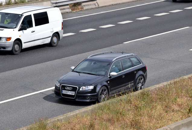 Audi RS4 Avant B7