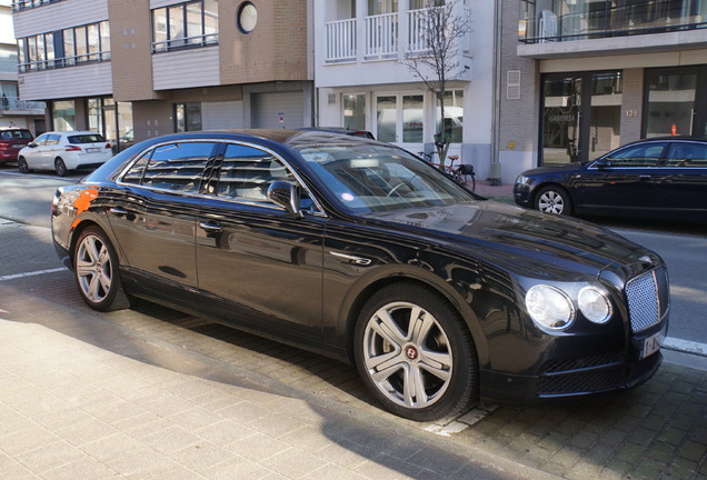 Bentley Flying Spur V8