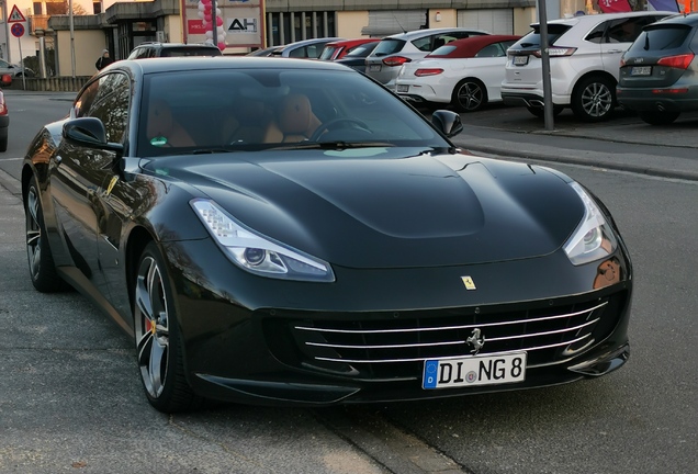 Ferrari GTC4Lusso