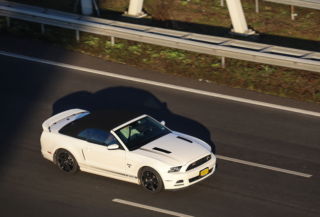 Ford Mustang GT California Special Convertible 2013