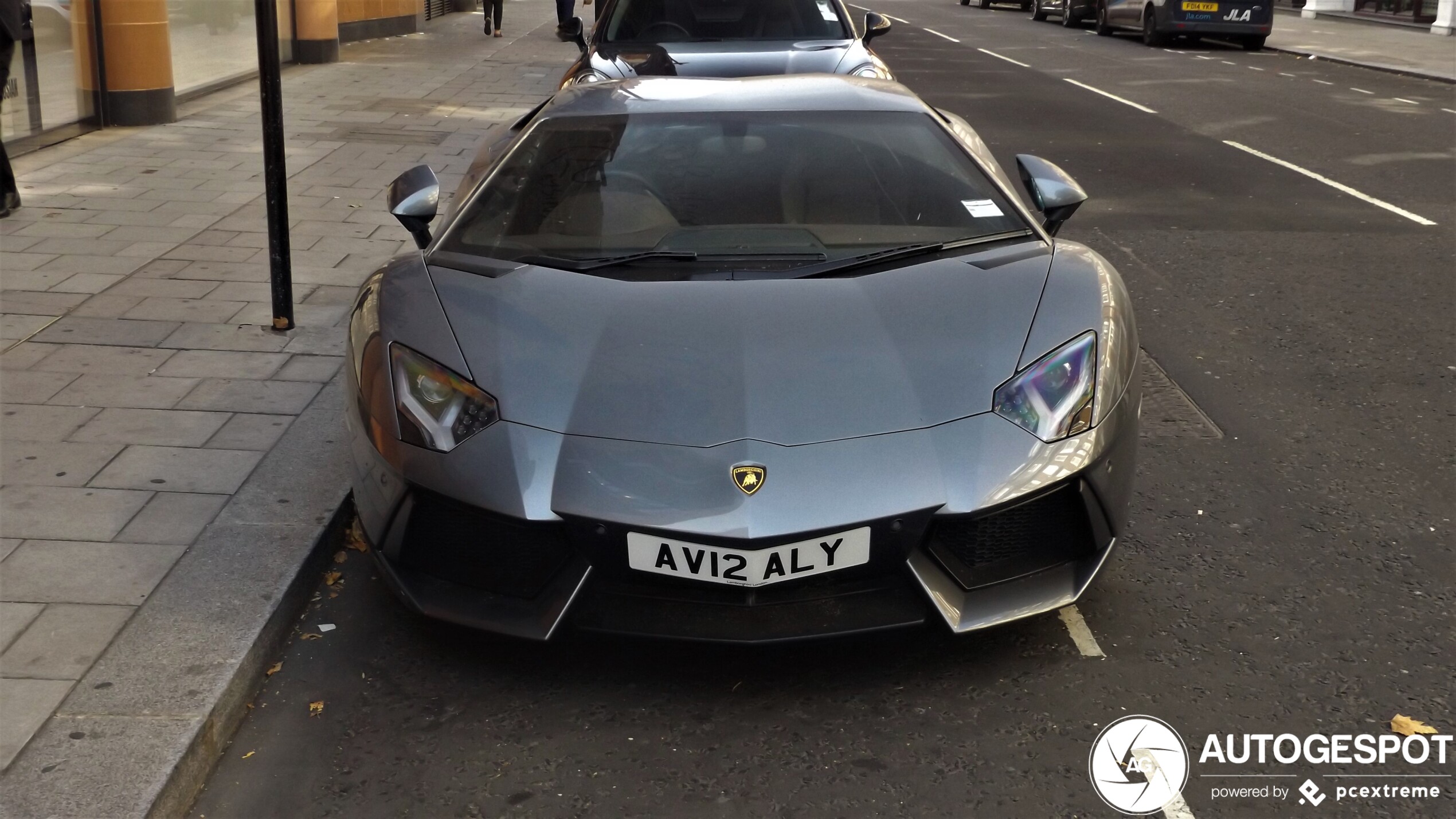 Lamborghini Aventador LP700-4