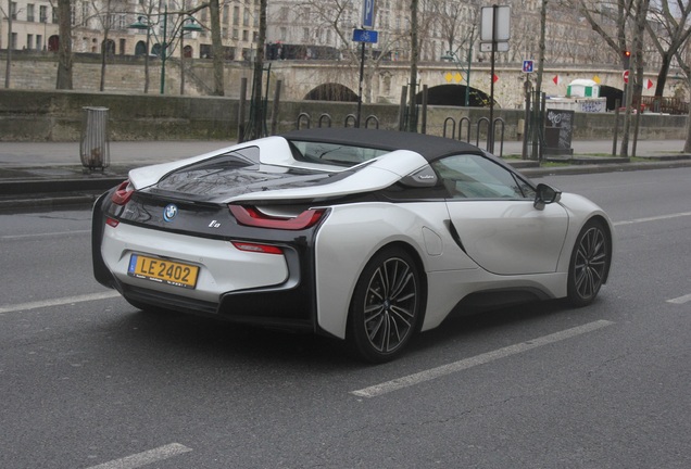 BMW i8 Roadster