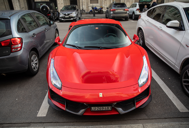 Ferrari 488 Pista