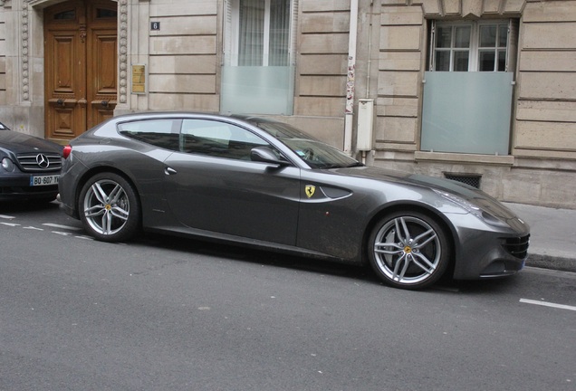 Ferrari FF