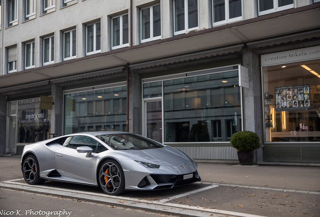 Lamborghini Huracán LP640-4 EVO