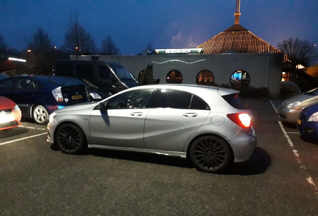 Mercedes-Benz A 45 AMG