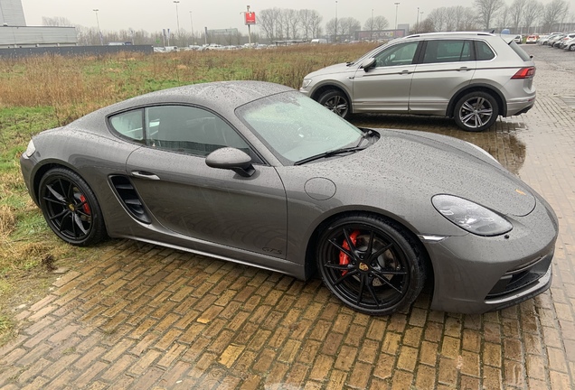 Porsche 718 Cayman GTS