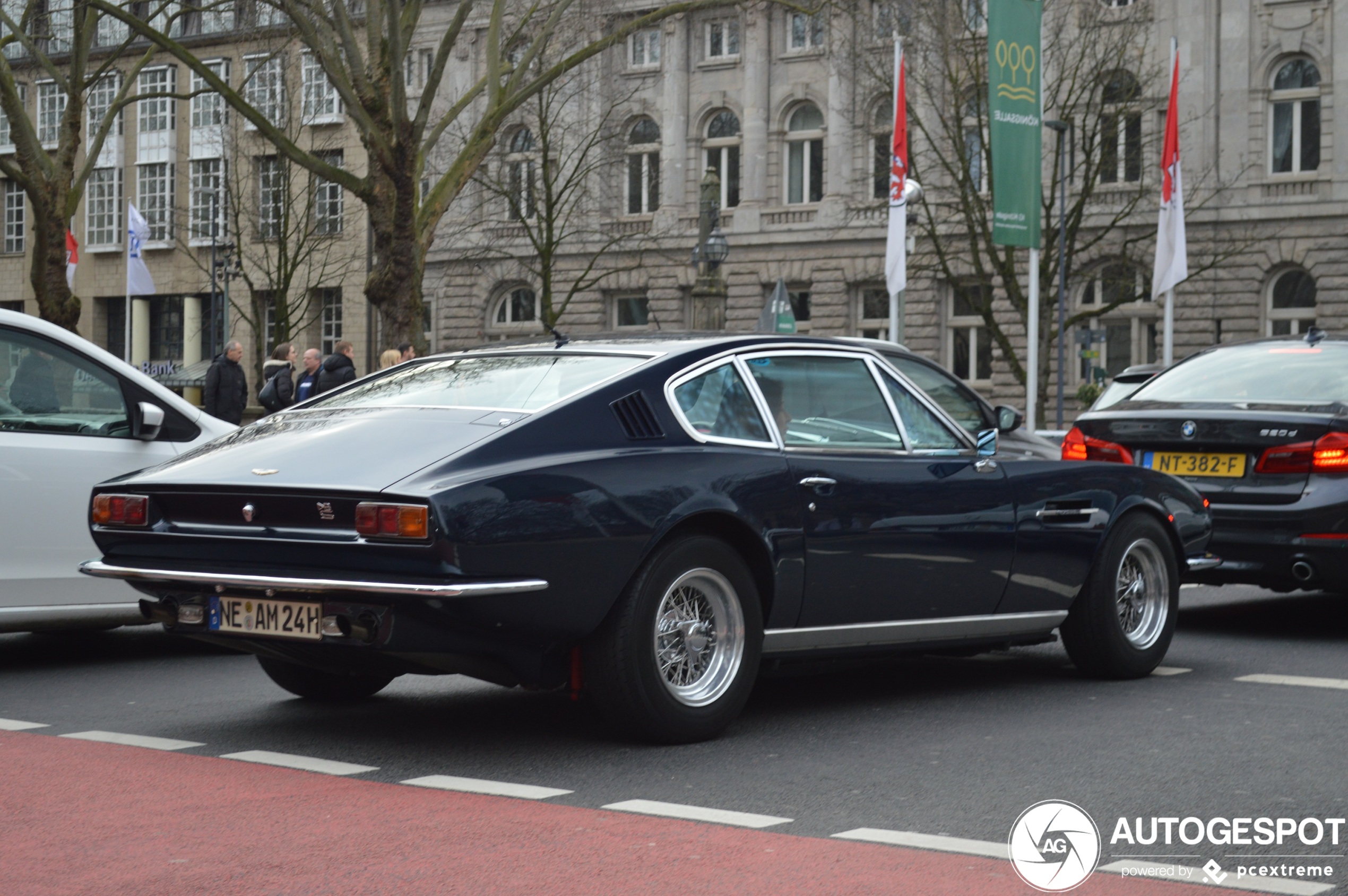 Aston Martin DBS Vantage