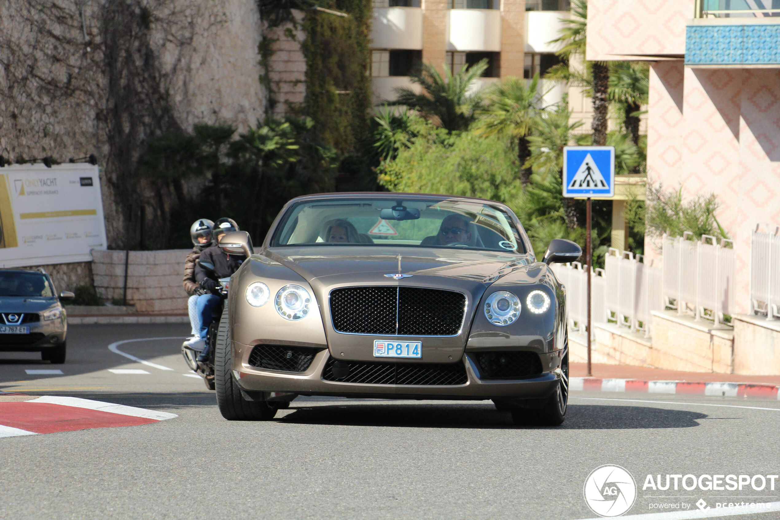 Bentley Continental GTC V8