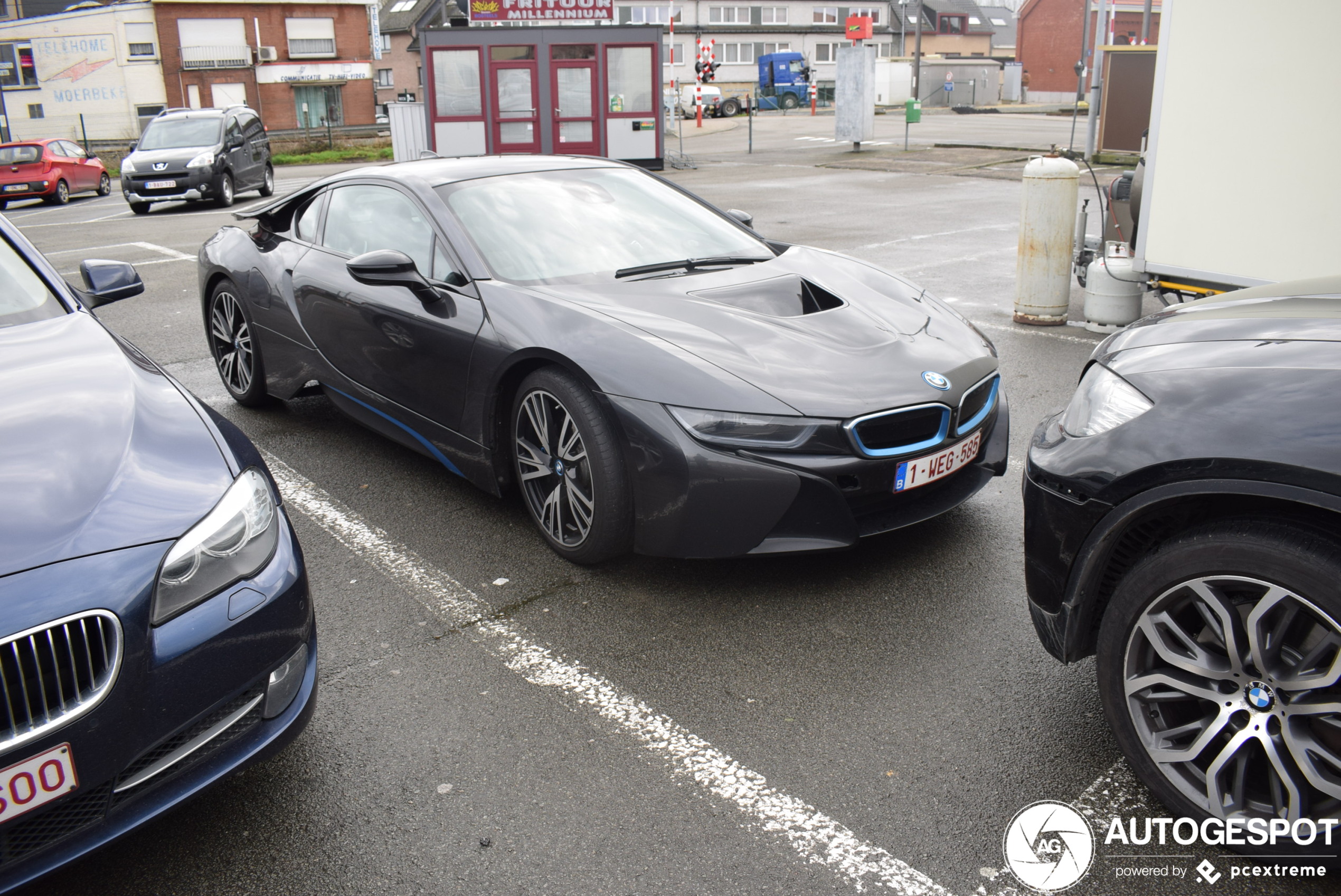 BMW i8