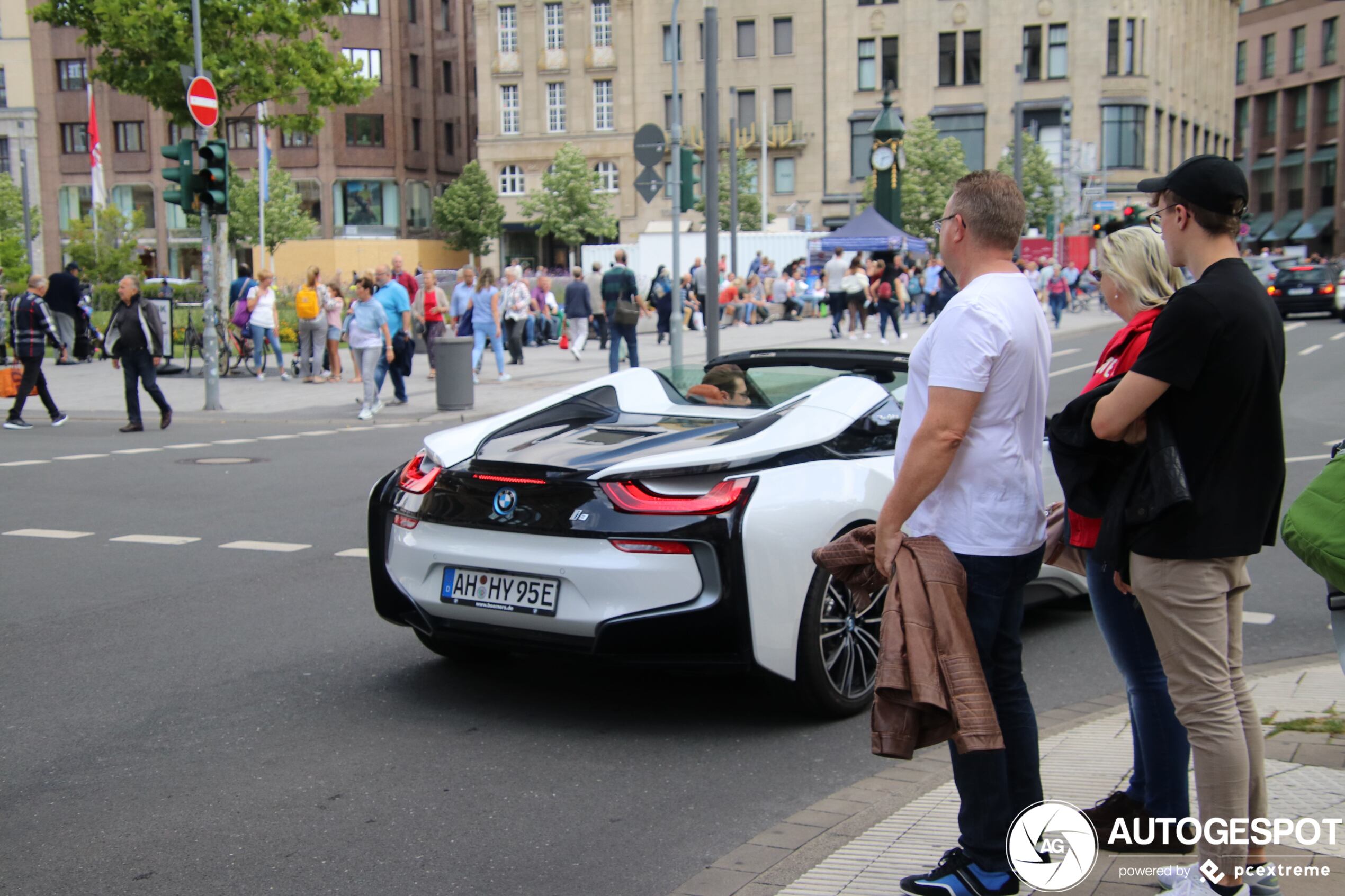 BMW i8 Roadster