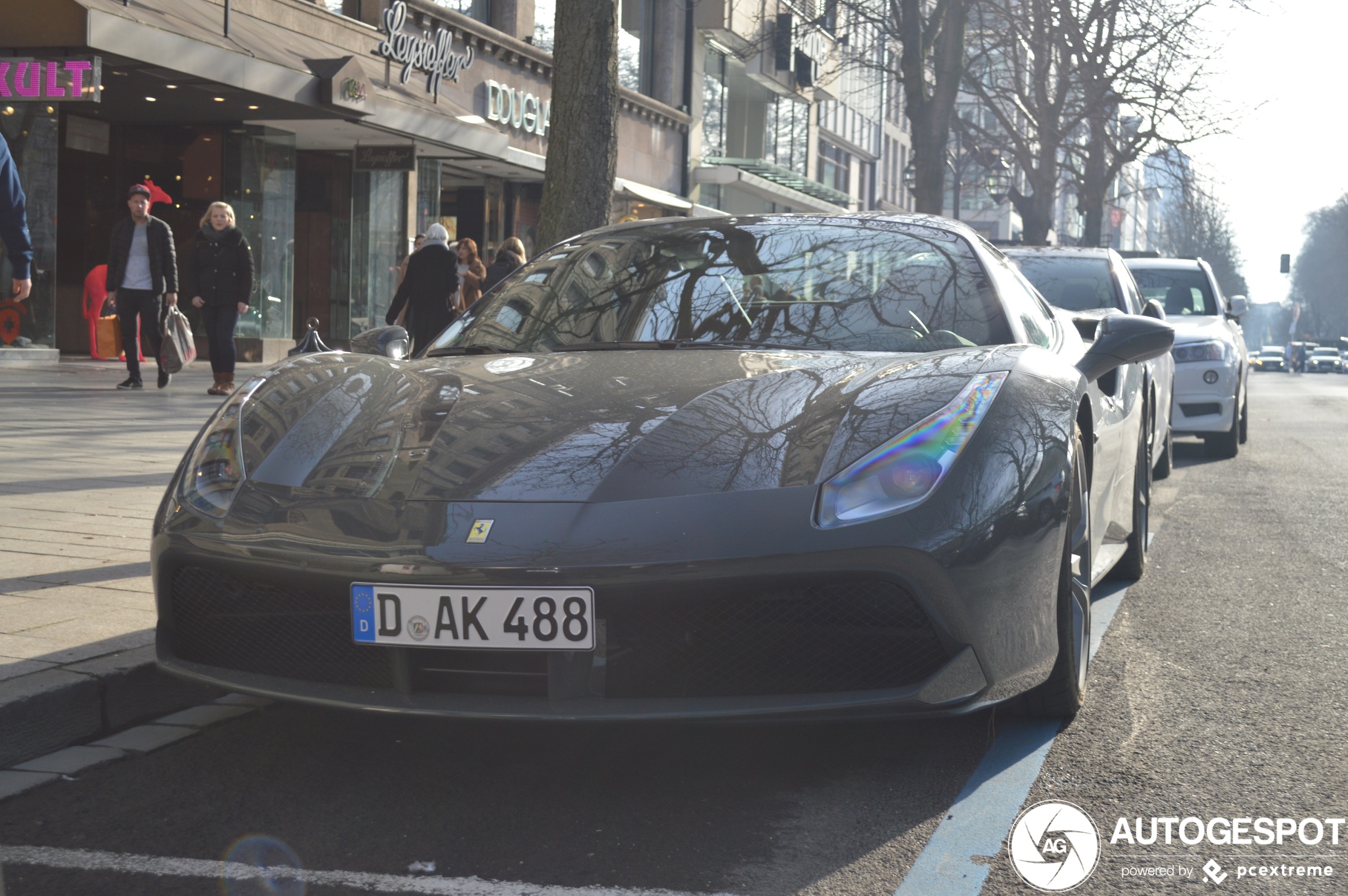 Ferrari 488 Spider