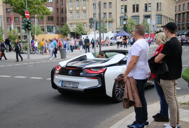 BMW i8 Roadster