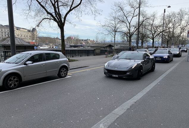 Ferrari FF