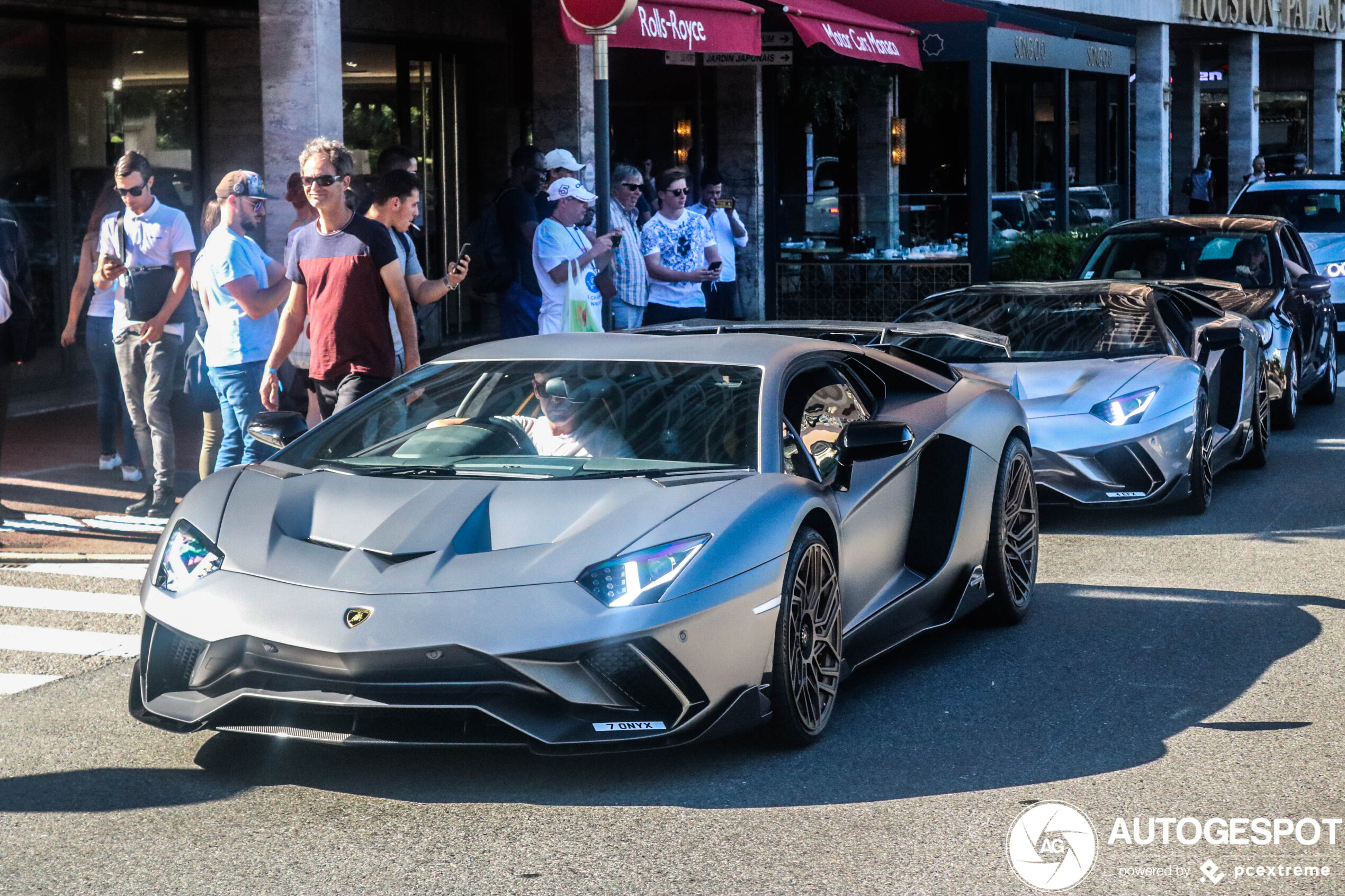 Lamborghini Aventador S LP740-4 Onyx Design