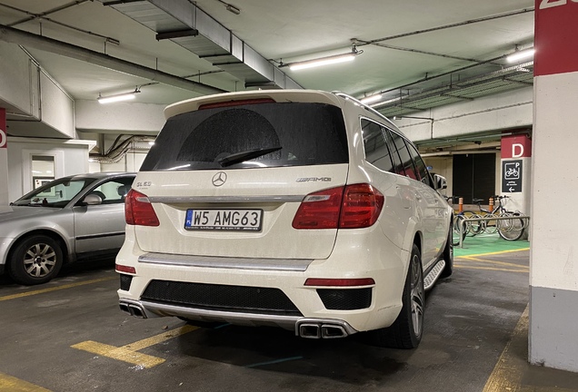 Mercedes-Benz GL 63 AMG X166