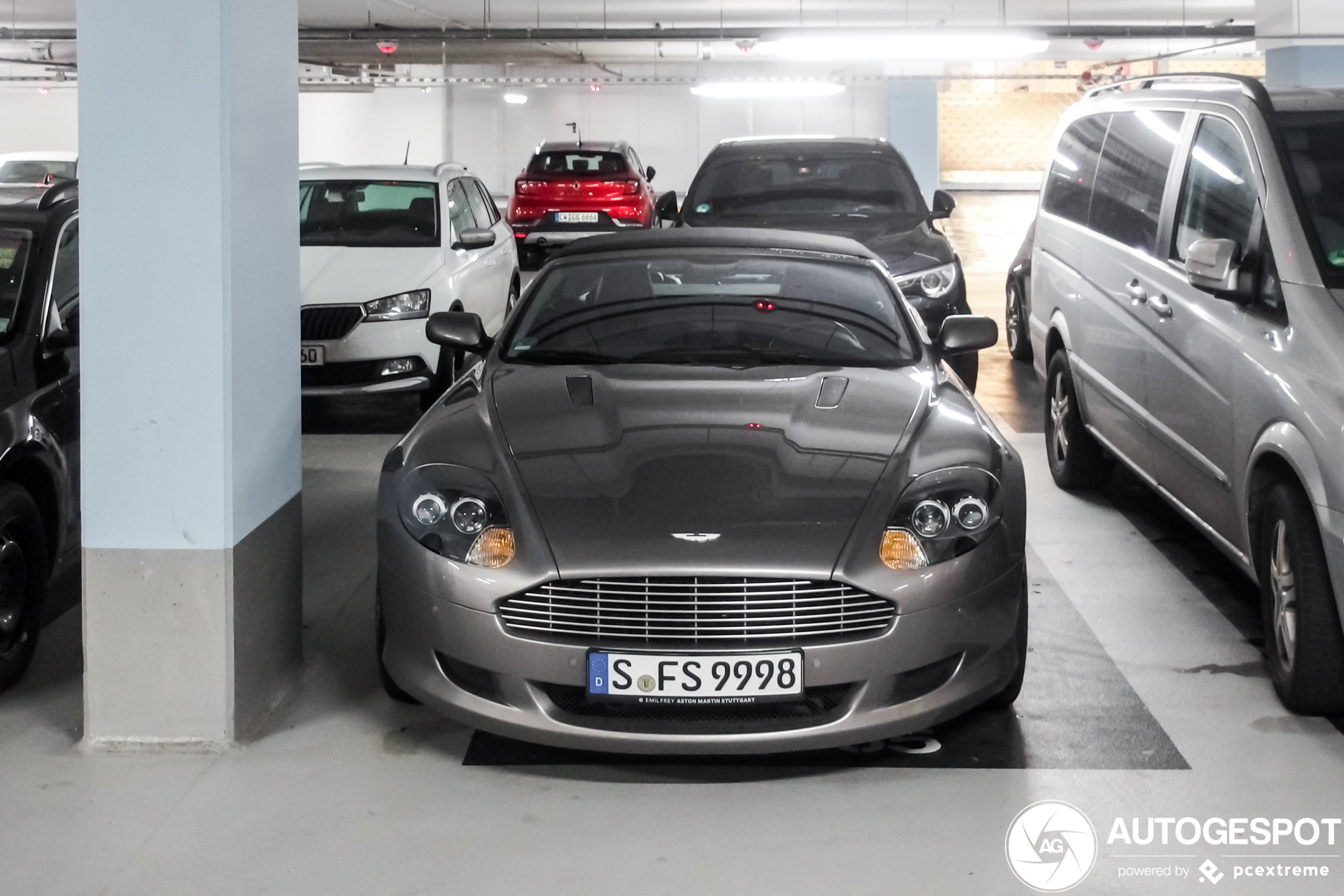 Aston Martin DB9 Volante