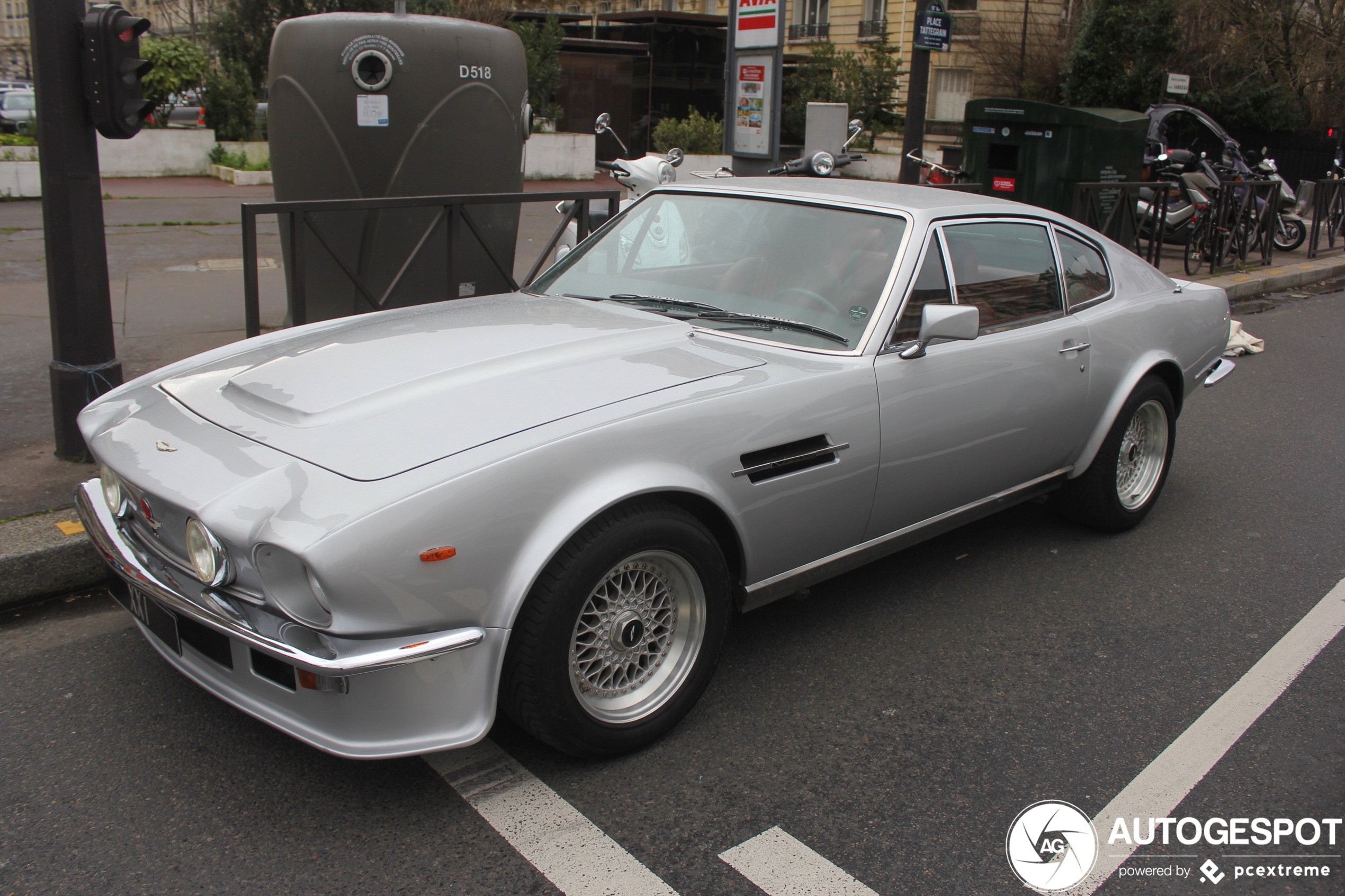 Aston Martin V8 Vantage 1977-1989