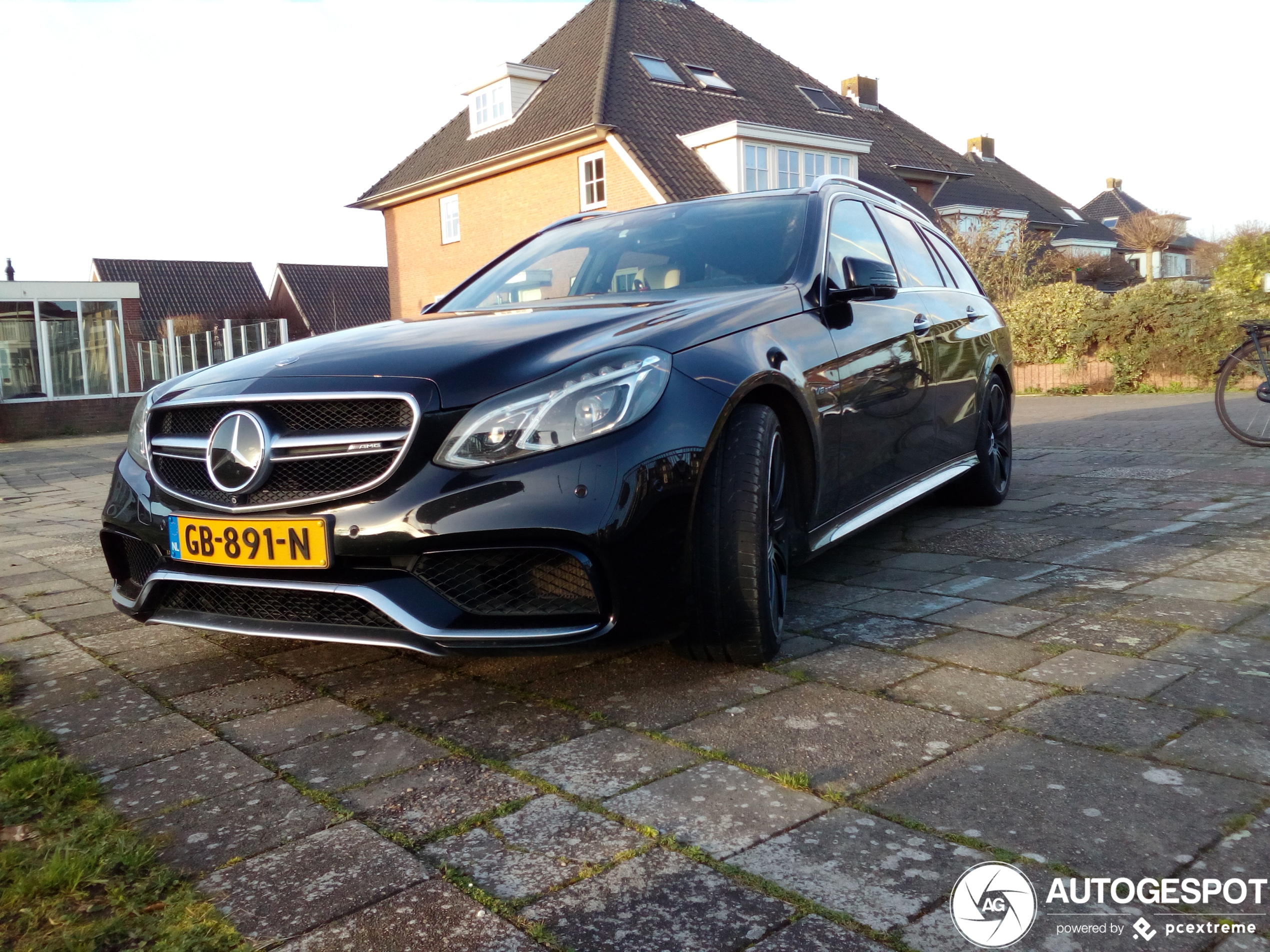 Mercedes-Benz E 63 AMG S Estate S212