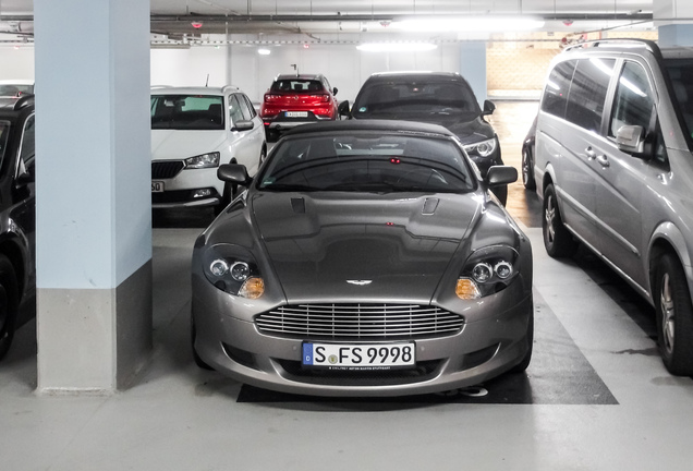 Aston Martin DB9 Volante