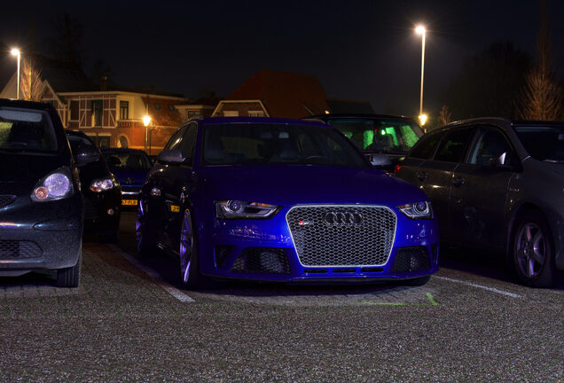 Audi RS4 Avant B8