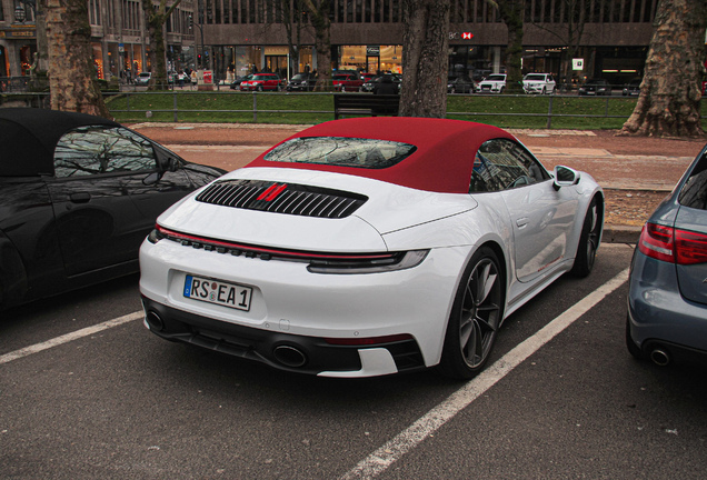 Porsche 992 Carrera 4S Cabriolet