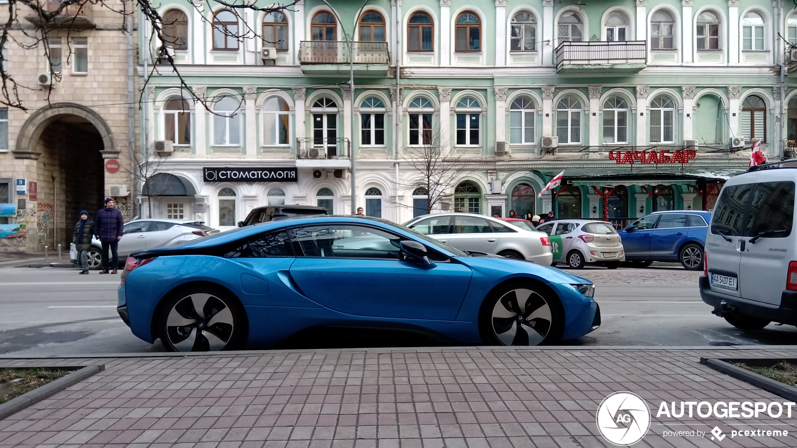 BMW i8