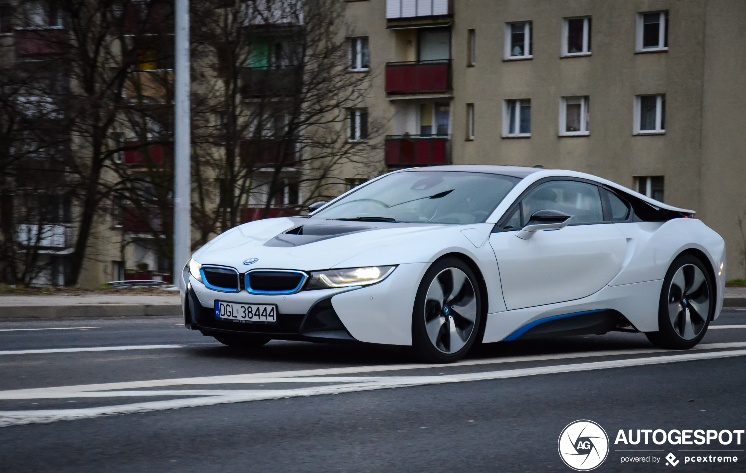 BMW i8