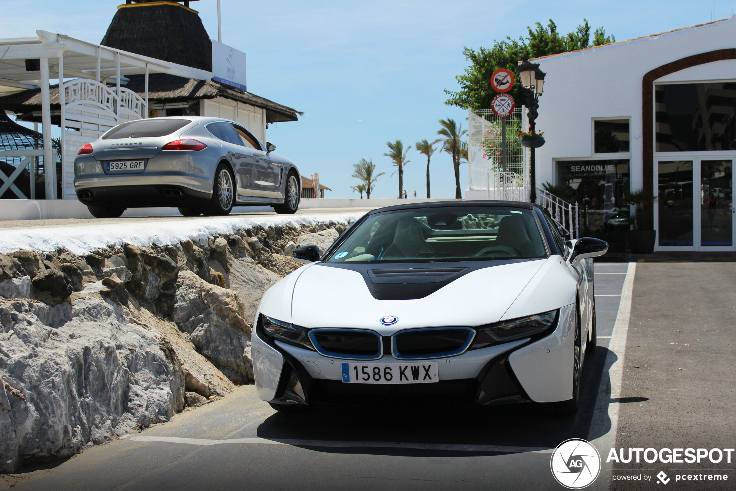 BMW i8 Roadster