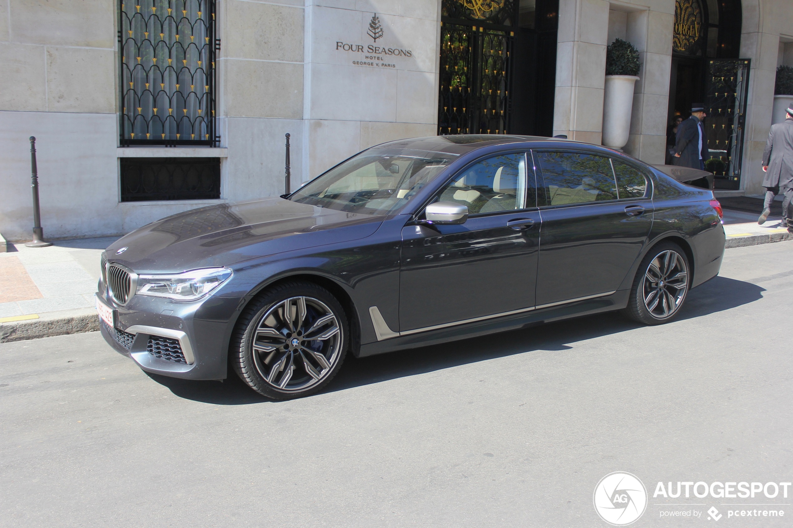 BMW M760Li xDrive