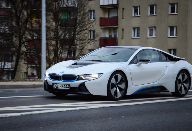 BMW i8