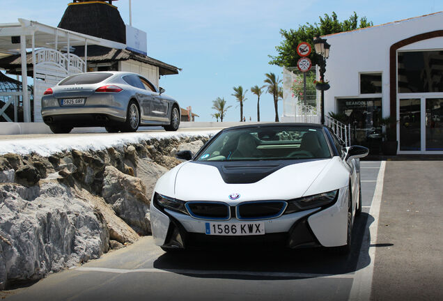 BMW i8 Roadster