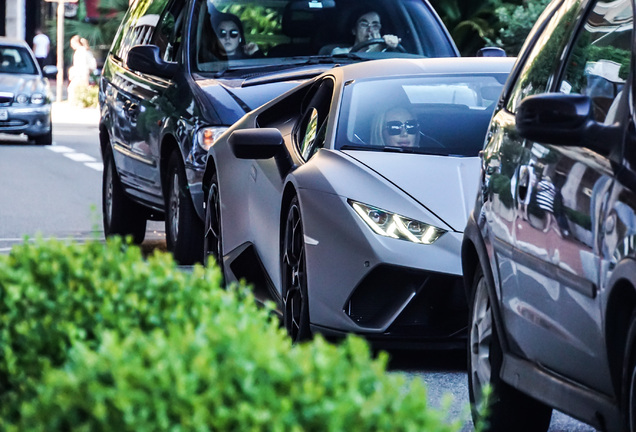 Lamborghini Huracán LP640-4 Performante