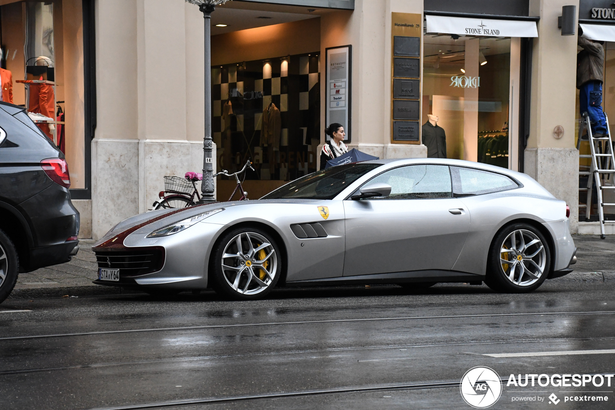 Ferrari GTC4Lusso T