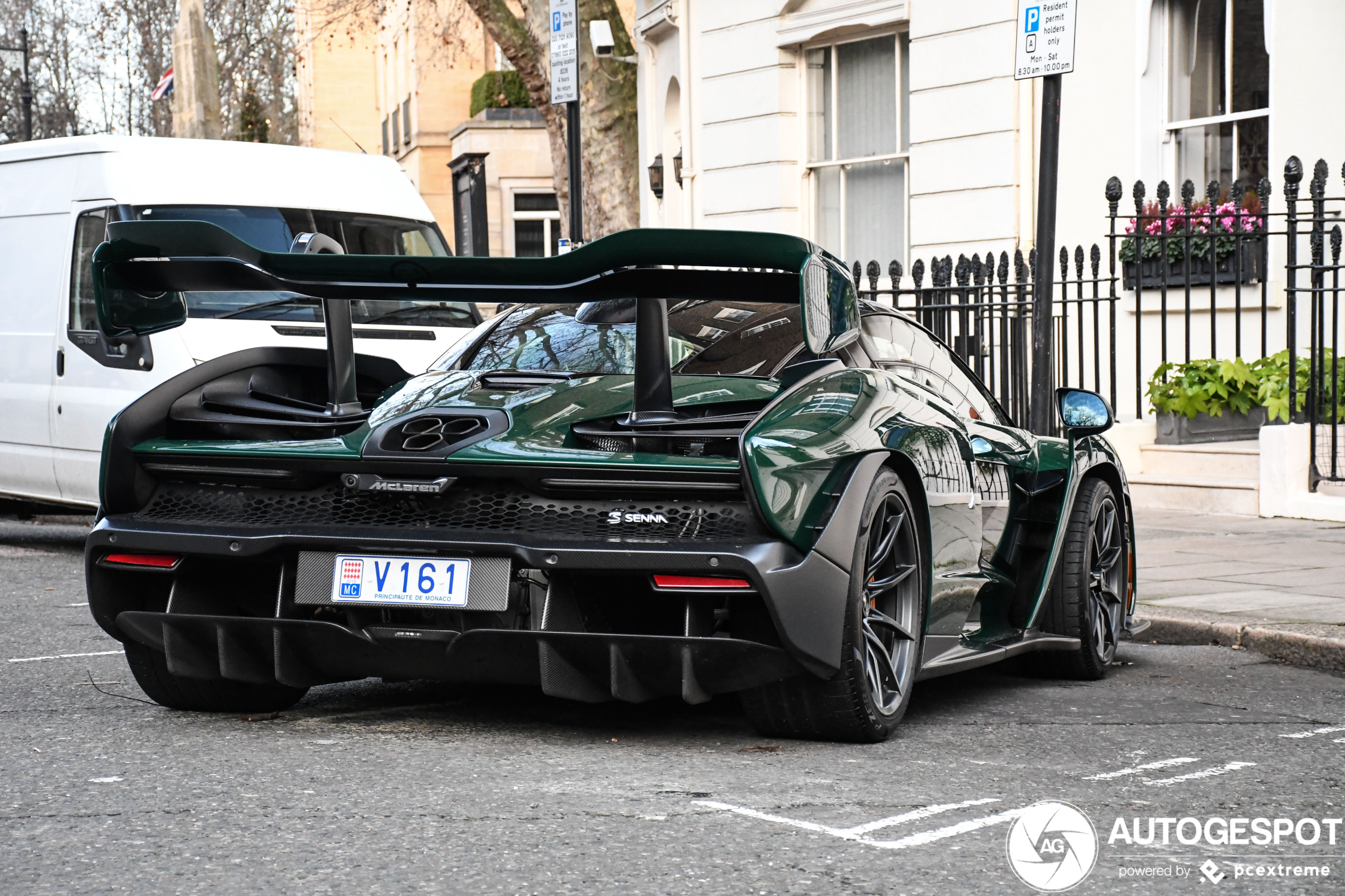 McLaren Senna