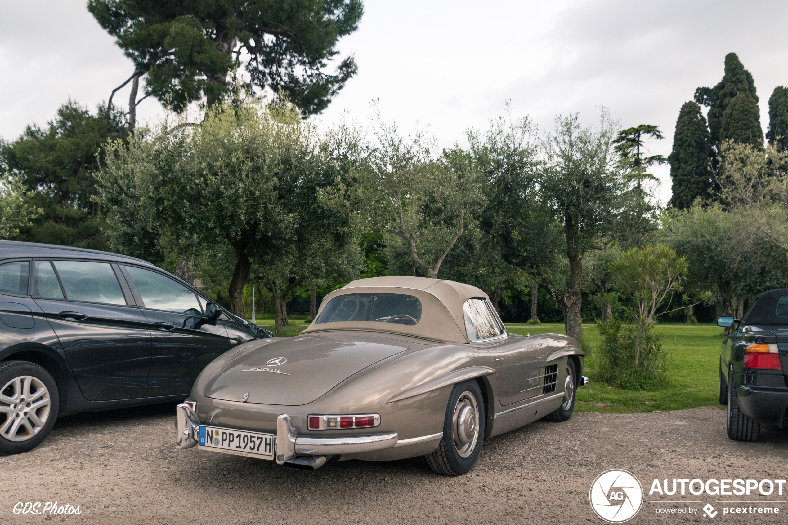 Mercedes-Benz 300SL Roadster