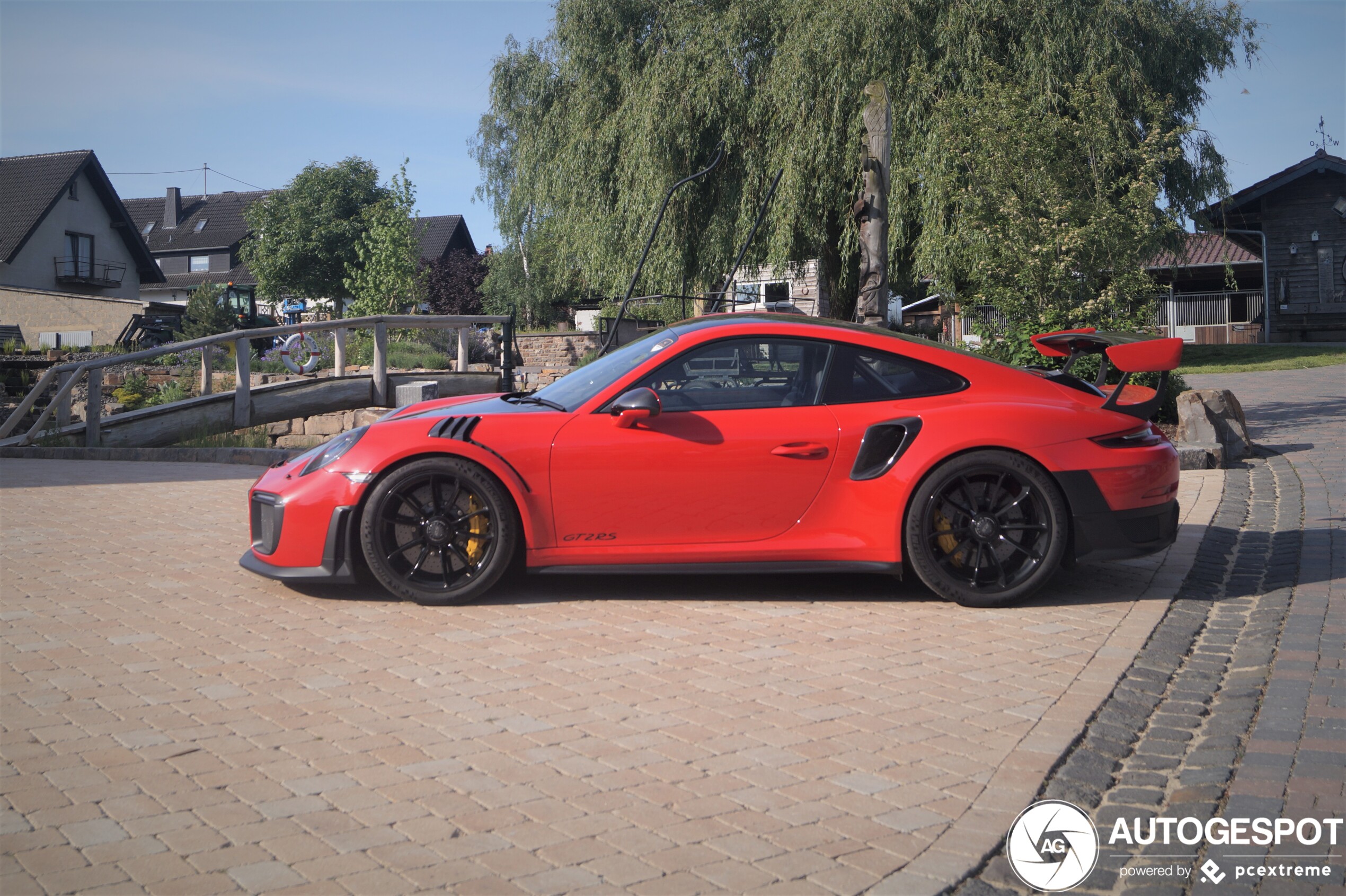 Porsche 991 GT2 RS Weissach Package