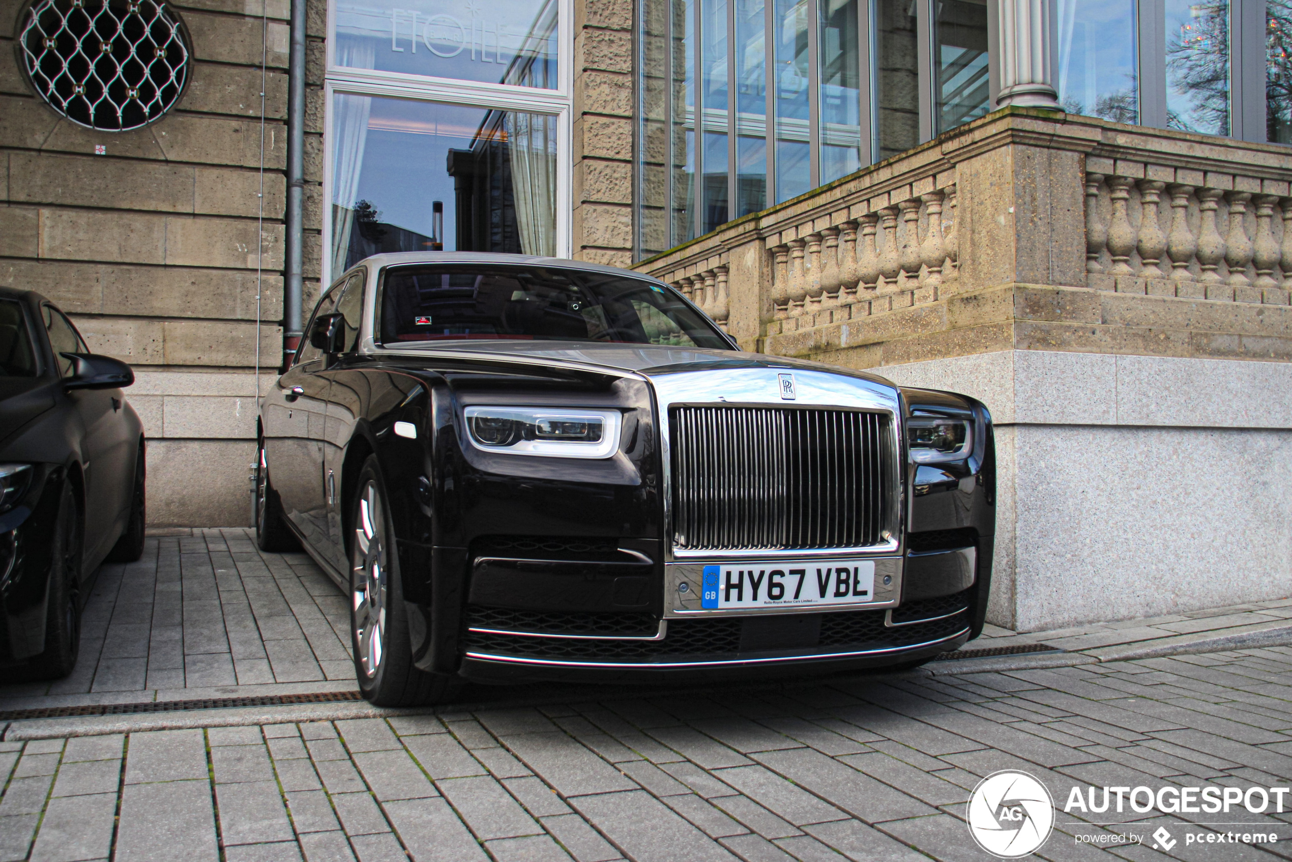 Rolls-Royce Phantom VIII EWB